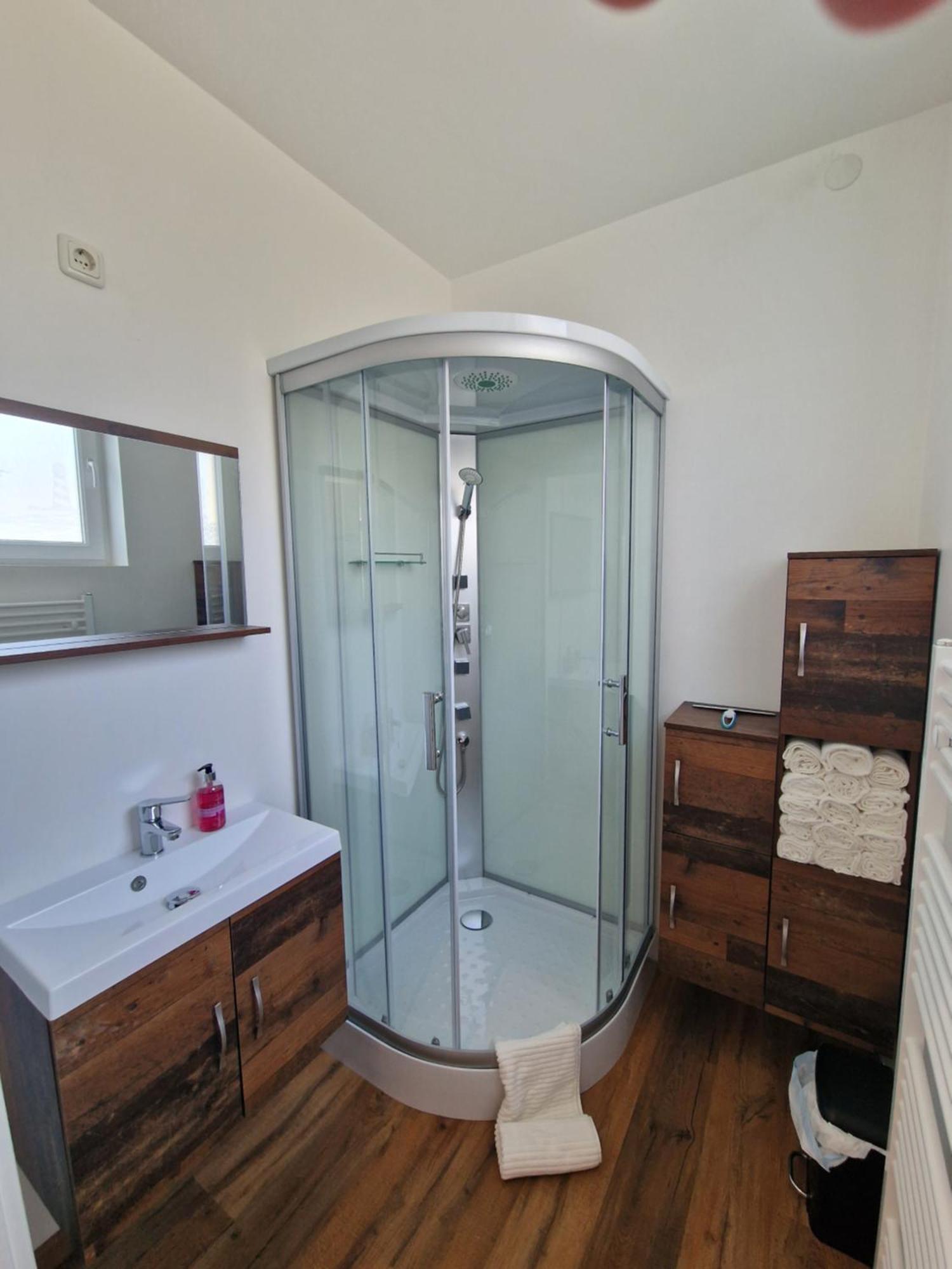 Haus Brenner Weiz Apartment ภายนอก รูปภาพ